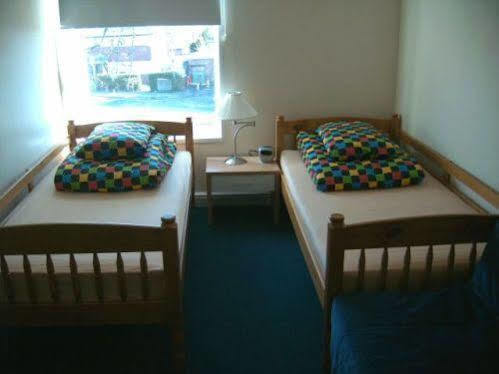 East Midlands Guesthouse Дарби Екстериор снимка