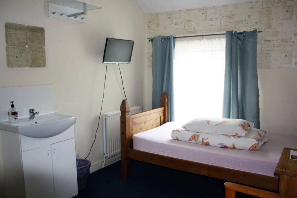 East Midlands Guesthouse Дарби Екстериор снимка